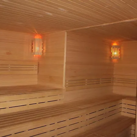 Ξενοδοχείο Bc 4*